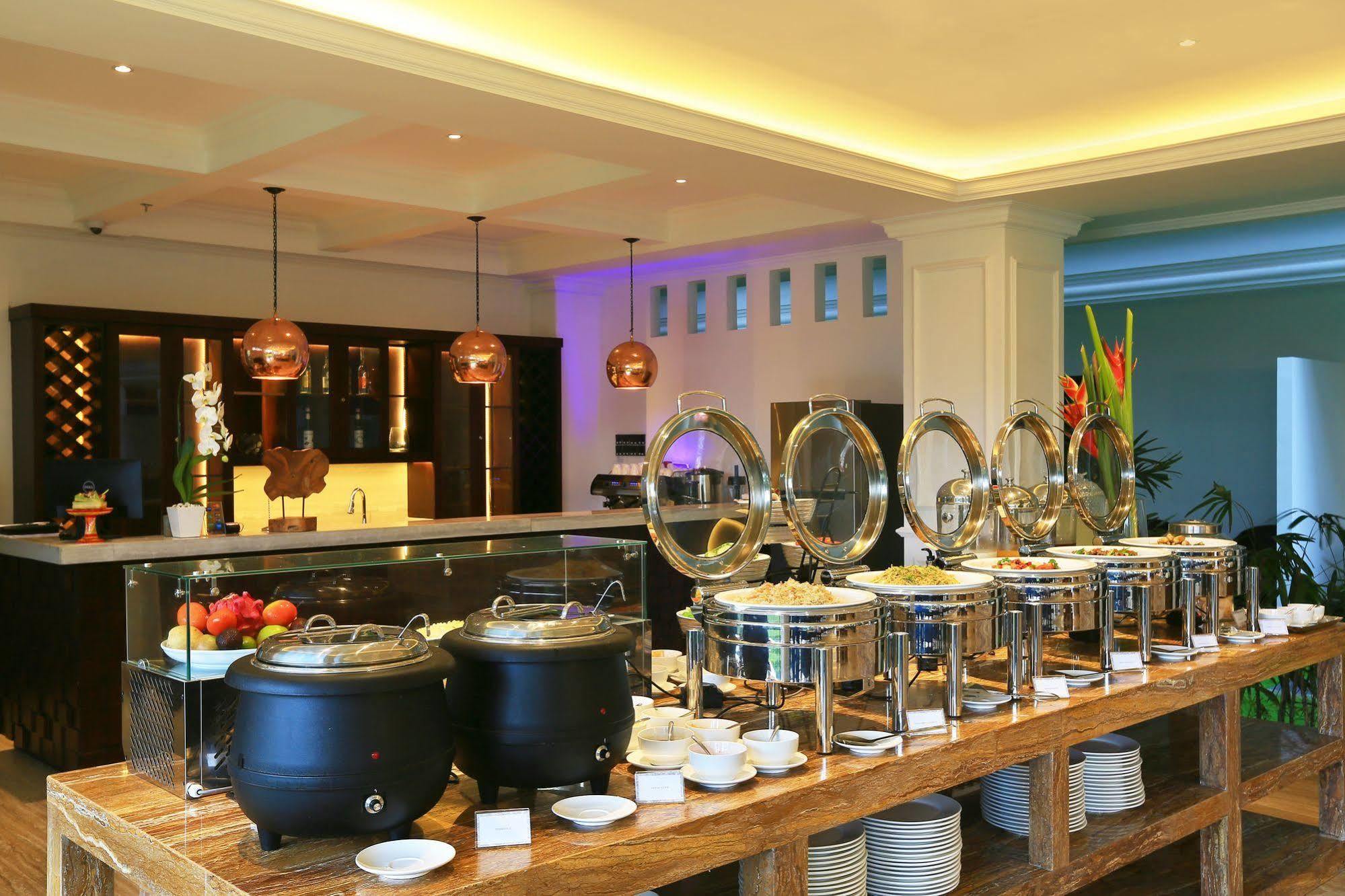 Grand Palace Hotel Sanur - Bali Exterior foto